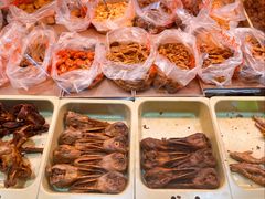 -绝味鸭脖(地铁站一店)