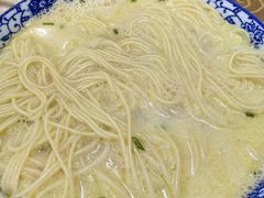 -雪琴面馆富安特色鱼汤面(城中花园店)
