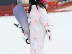 -中旅松花湖滑雪场