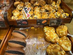 -小飞象面包公社(珠江路金鹰店)