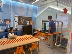 -斯坦星球AI编程·机器人科创·科学实验·信奥·思维·STEM·乐高·竞赛考级(长宁虹桥大融城荟聚中心)