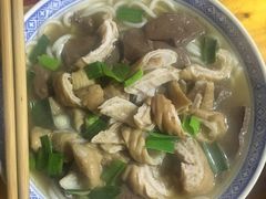 -锦泓老字号猪脏粉(东联大厦店)