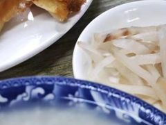 -一品鲜鱼锅贴(人民一路店)
