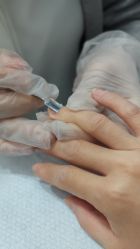 -灰姑娘美甲美睫馆