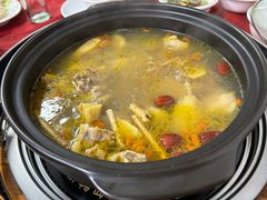 -花苑美食横琴生蚝火锅(拱北粤华路店)