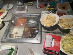 -海底捞火锅(银泰中心店)