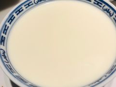 -新大咀港式茶餐厅(宝山万达店)