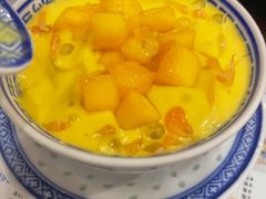 -广信牛奶甜品世家(台东店)