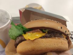 -麦当劳(华融店)