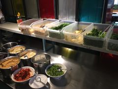 -钢管厂五区小郡肝串串香(奥克斯广场锦城万达店)