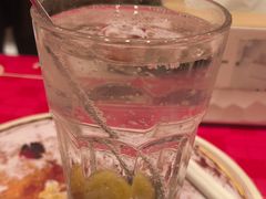 咸柠七-甜心妈妈·榴莲星级糖水(北京路总店)