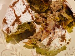 鸡肉杏仁卷-Tajine Moroccan塔金摩洛哥中东餐厅