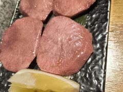 厚切牛舌-炼火烤肉店