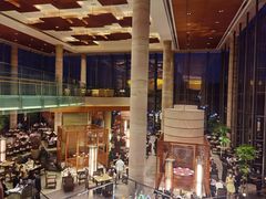 -松山湖凯悦酒店·Café自助餐厅·周末火舞秀表演