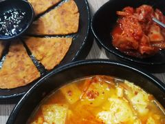 -文成焕·家族韩式餐厅