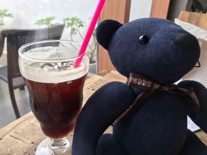 行者咖啡-"忙里偷闲和朋友迎恩门风情街吃个午饭小坐一.