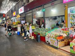 -曼阁市场水果批发市场