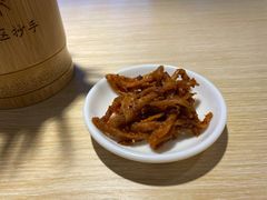 -八二小区抄手(龙湖上城天街店)