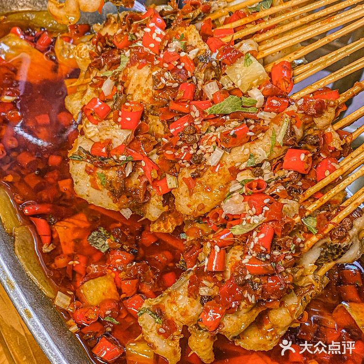 为了这盘夺命鸭脑壳！我愿意永远留在重庆！