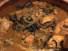 小鸡炖蘑菇-关东小磨东北菜(漕河泾印象城店)