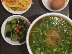 -西部马华清真兰州牛肉面·烧烤夜市(关东店)