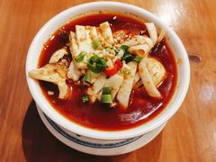 -炉小二铜锅牛蛙•川湘菜(三里屯店)