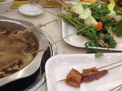 -袁记串串香(泉水轻轨站店)