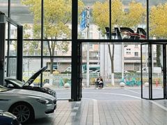 -爱车行 奥迪 奔驰 宝马 保时捷 路虎 专业 维修保养 原厂 奥迪改装升级 中心(静安店)