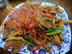 凉拌耳丝-品品味削面馆