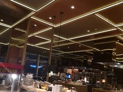 自助取餐区-大中华希尔顿酒店-念自助餐·嗨啤·小龙虾