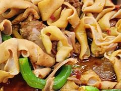 -一品红烧鸭特色川菜(三岔湖店)