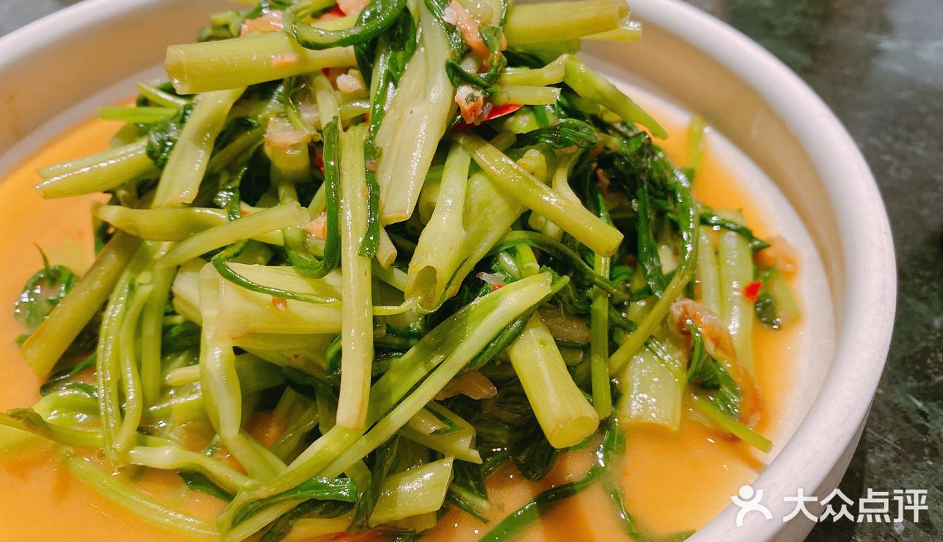 很多细节包括餐具都很精致，超适合打卡！️菜品