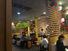 -麦当劳(海岸城店)