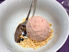 草莓冰激凌-惠食佳·朱雀(东方商厦店)