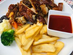 烤猪蹄-小主人西餐厅 master table(青年中路店)