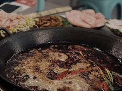 -扎起市井老火锅(乐山总店)