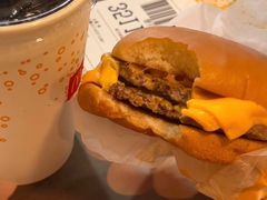 -麦当劳甜品站(高德置地广场春广场店)