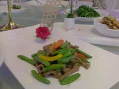 -双子楼大酒店(城开国际写字楼店)