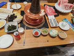 -额尔敦传统涮.冰煮羊火锅(乌兰察布体育场店)