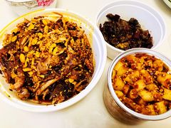 麻辣萝卜块-鑫记婆婆兔·成都特产·兔头手撕兔(太古里店)