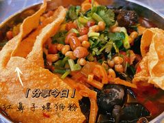 -红鼻子桂林米粉(金唐新光界店)