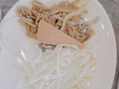 -罗二娘·鲜切牛自助火锅(罗湖东门步行街店)