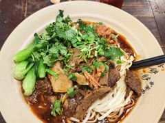 -方铲铲·成都板凳面(滨江银泰店)