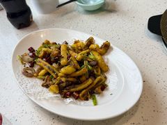 -巧克力渔家.小船海鲜胶东菜(万平口店)