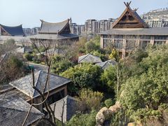 -七彩云南古滇温泉山庄
