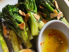 烤西兰花苔-SHAN山(前滩太古里店)