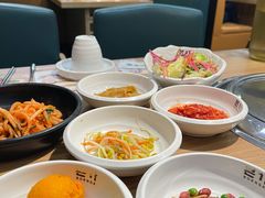 餐前小菜-本家韩国烤肉(青岛万象城店)
