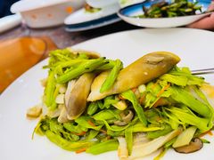 -品味居·首店·大连鲜活海鲜大连菜(东港店)
