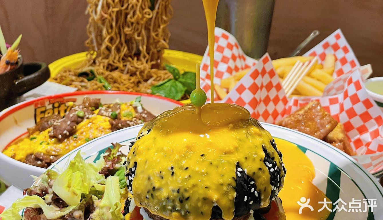 挖到宝‼️广州这家芝士瀑布牛肉汉堡巨好吃‼️