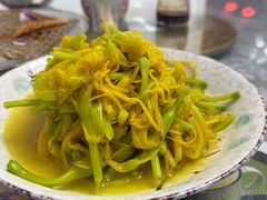 -天天向上素食餐厅(五台山店)